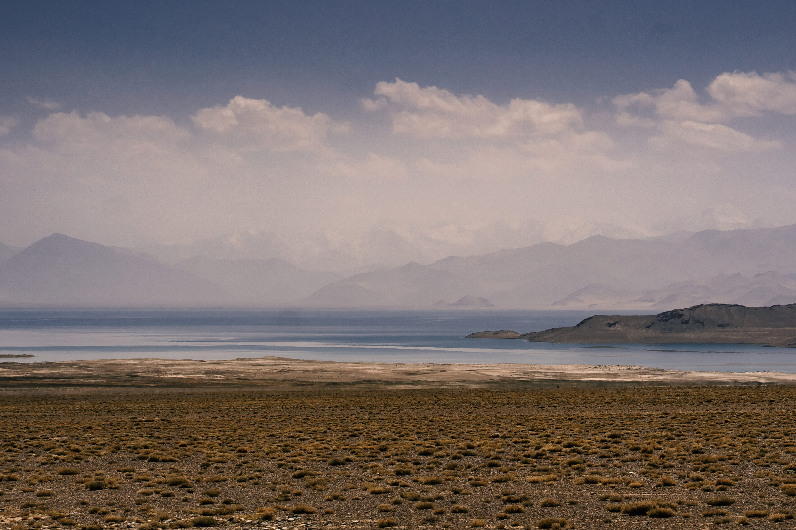 Karakul lake