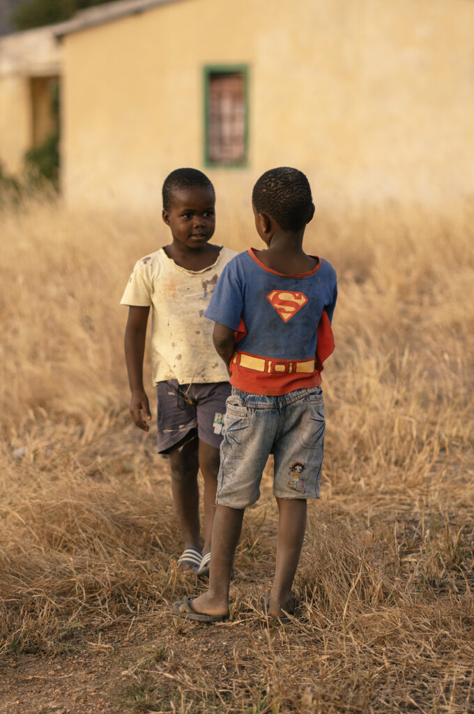 children in cape maclear 